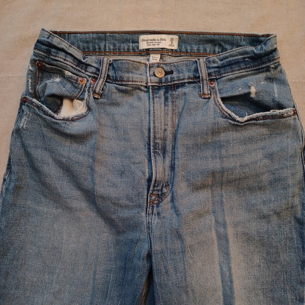 Abercrombie & Fitch Ankle Straight Ultra High Rise Jeans Women's Size 8L